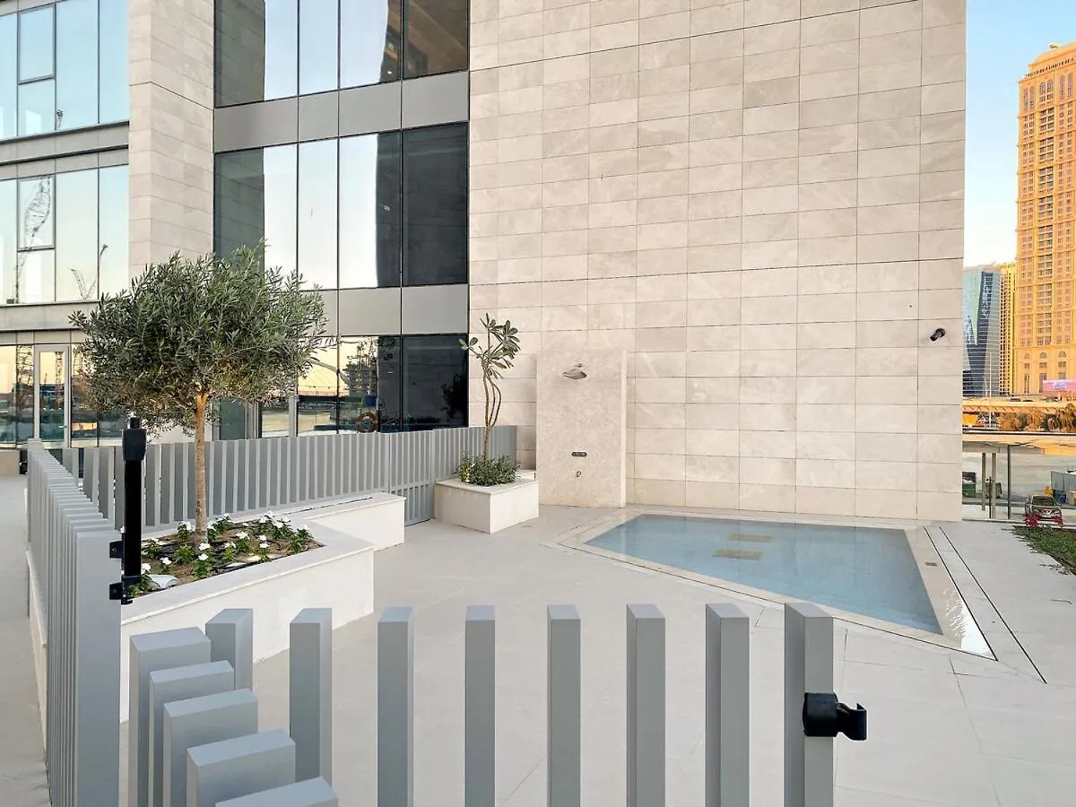 Elegant 1Br Apt With Balcony Views Of Burj Khalifa & Dubai Canal 阿拉伯联合酋长国