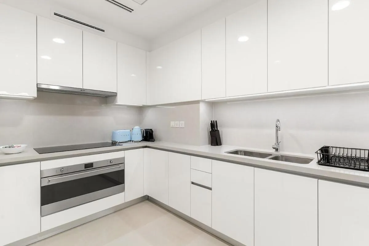 Elegant 1Br Apt With Balcony Views Of Burj Khalifa & Dubai Canal 公寓