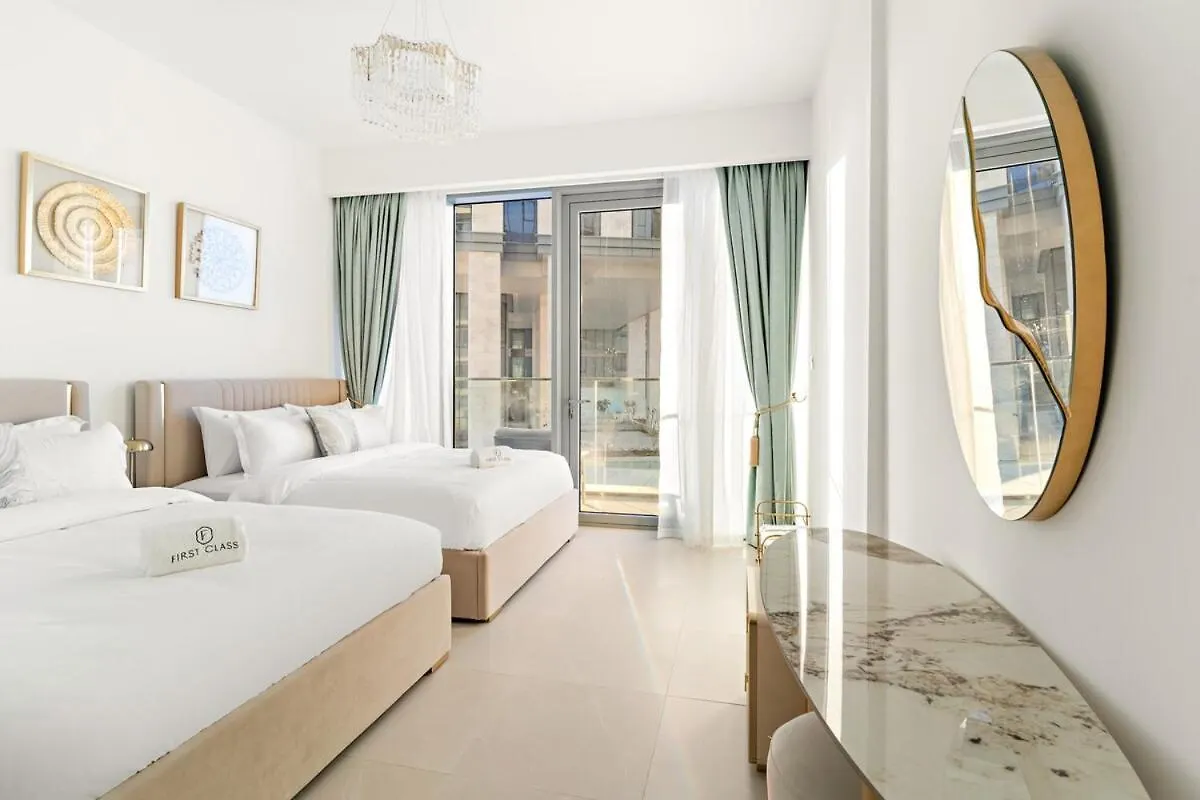 Elegant 1Br Apt With Balcony Views Of Burj Khalifa & Dubai Canal 公寓