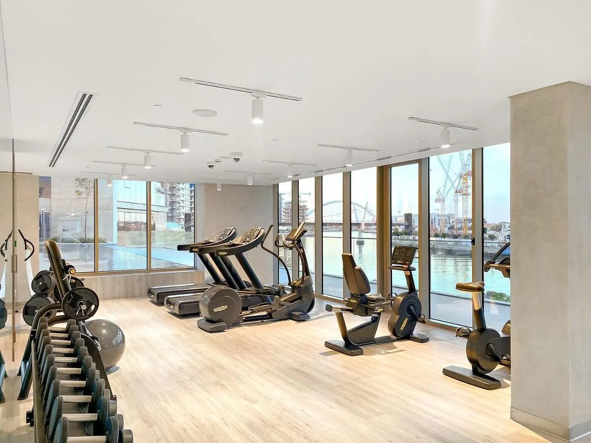 Elegant 1Br Apt With Balcony Views Of Burj Khalifa & Dubai Canal 公寓