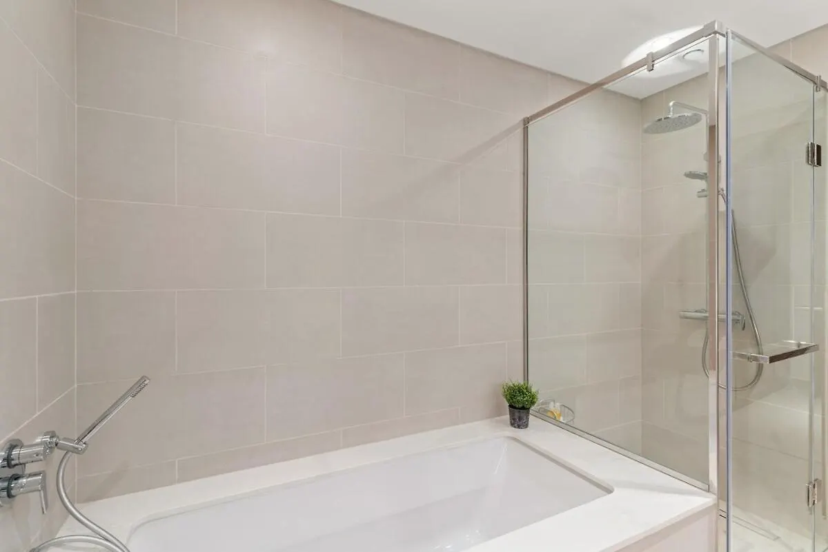 Elegant 1Br Apt With Balcony Views Of Burj Khalifa & Dubai Canal 0*,  阿拉伯联合酋长国